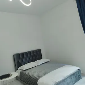 Apartament Blue, Otopeni