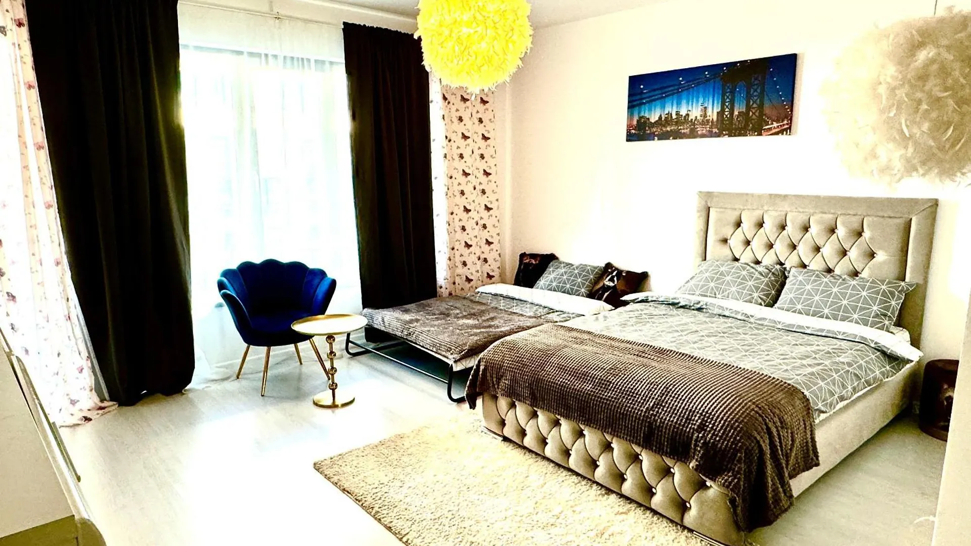 Quovadis Apartament Otopeni Romania